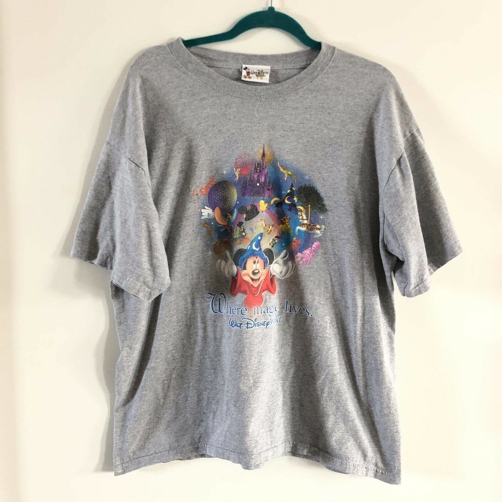 Disney Shirt Where Magic Lives 2000s Mickey XL